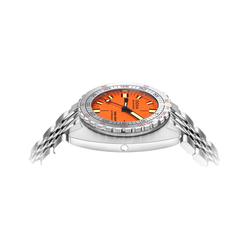 Sub 300T Aristera Professional 42.5mm - Orange on Bracelet
